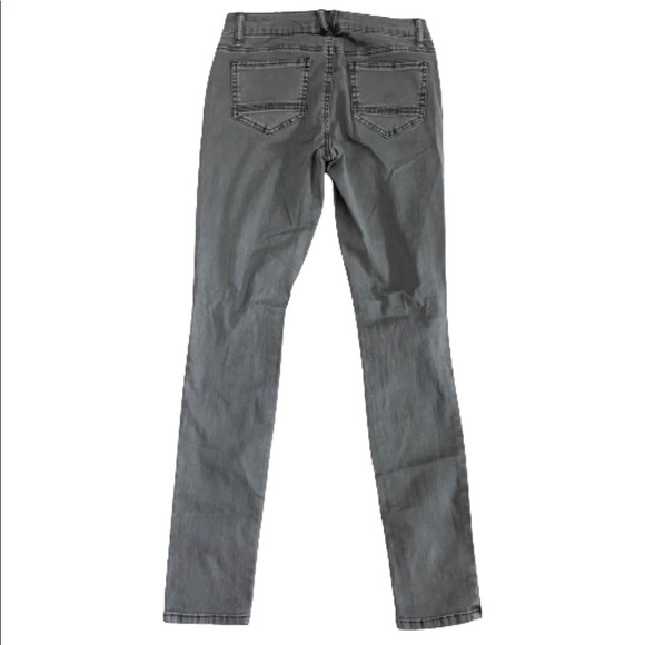 Gianni Bini NWT distressed knees skinny jeans size 5 - Picture 5 of 5